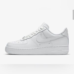 [DD8959-100] Womens Nike Air Force 1 '07 Worn Once